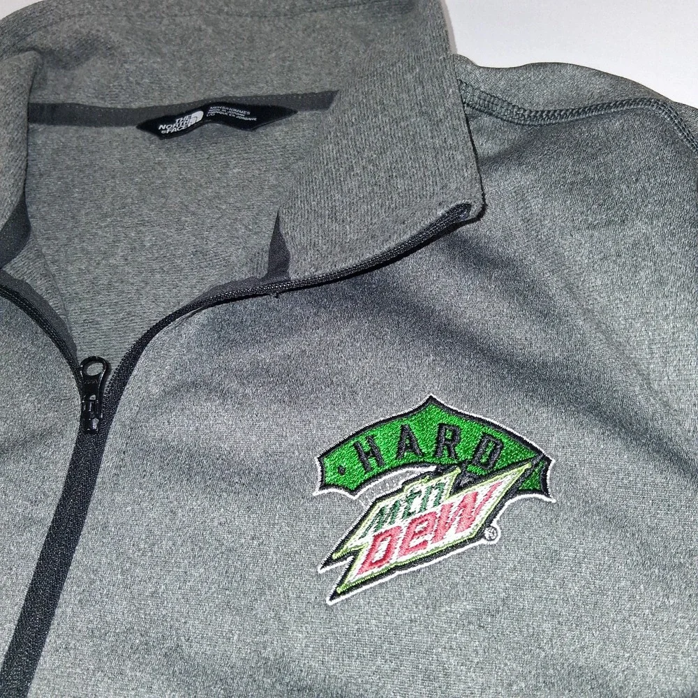 The North Face Quarter Zip Lightweight Mens Pullover  Size‎ Large Hard Mt Dew